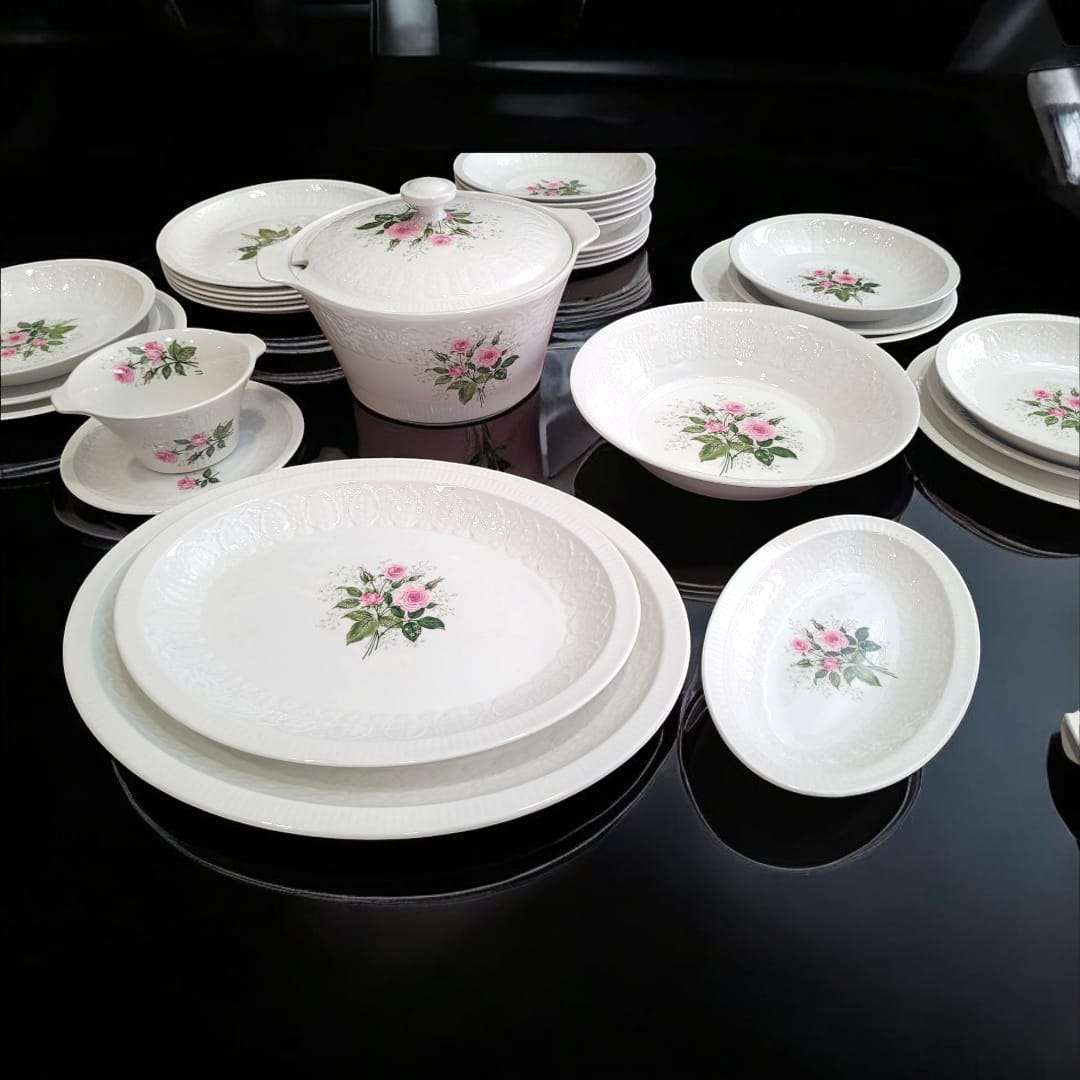Vajilla Pontesa para 12 comensales - Completa y elegante - Cositas Antiguas – La Guadaña, Anticuarios Online en Jerez , vender antigüedades, muebles antiguos