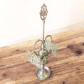 Velón de metal dorado decorativo con símbolos rituales - Cositas Antiguas – La Guadaña, Anticuarios Online en Jerez , vender antigüedades, muebles antiguos