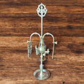 Velón de metal dorado decorativo con símbolos rituales - Cositas Antiguas – La Guadaña, Anticuarios Online en Jerez , vender antigüedades, muebles antiguos