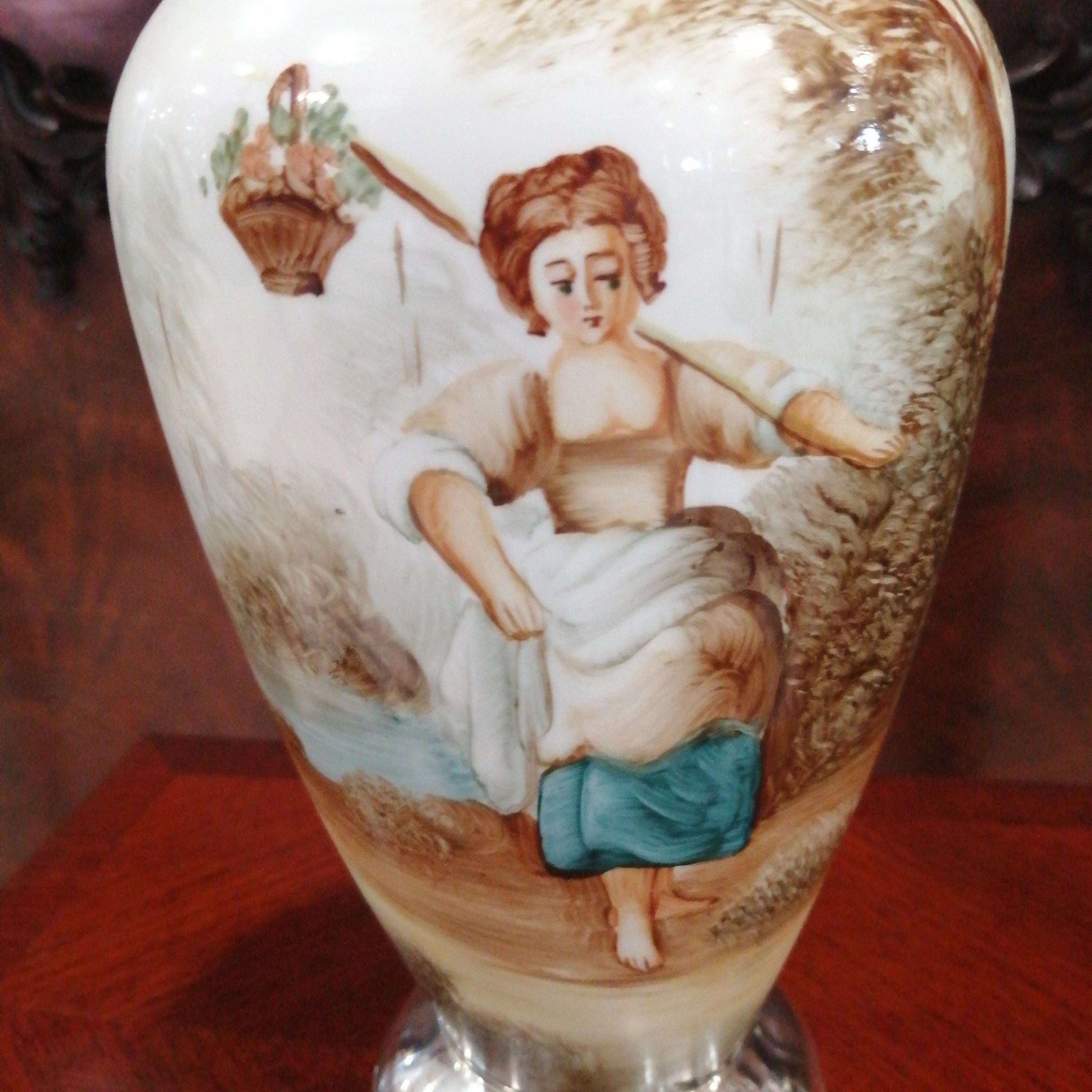 Jarrón de Porcelana Fina con Plata de Ley - Cositas Antiguas – La Guadaña, Anticuarios Online en Jerez , vender antigüedades, muebles antiguos