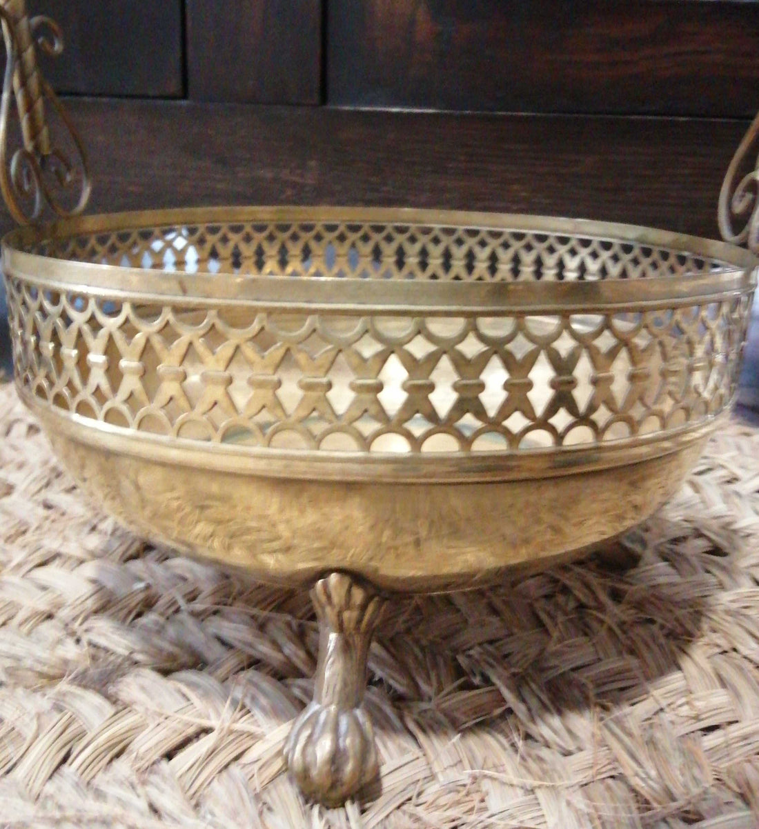 Canasto de metal para flores o maceta | Excelente calidad - Cositas Antiguas – La Guadaña, Anticuarios Online en Jerez , vender antigüedades, muebles antiguos