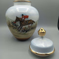 Tibor de porcelana pintado a mano con cacería inglesa, exclusivo - Cositas Antiguas – La Guadaña, Anticuarios Online en Jerez