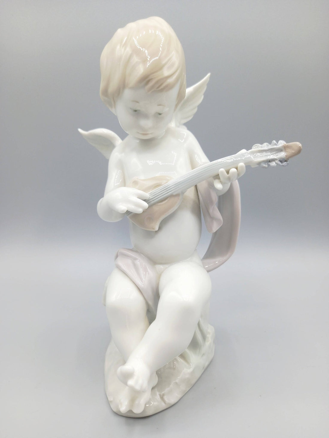Figura Lladró Ángel con laúd | Fulgencio García 1987 - Cositas Antiguas – La Guadaña, Anticuarios Online en Jerez , vender antigüedades, muebles antiguos