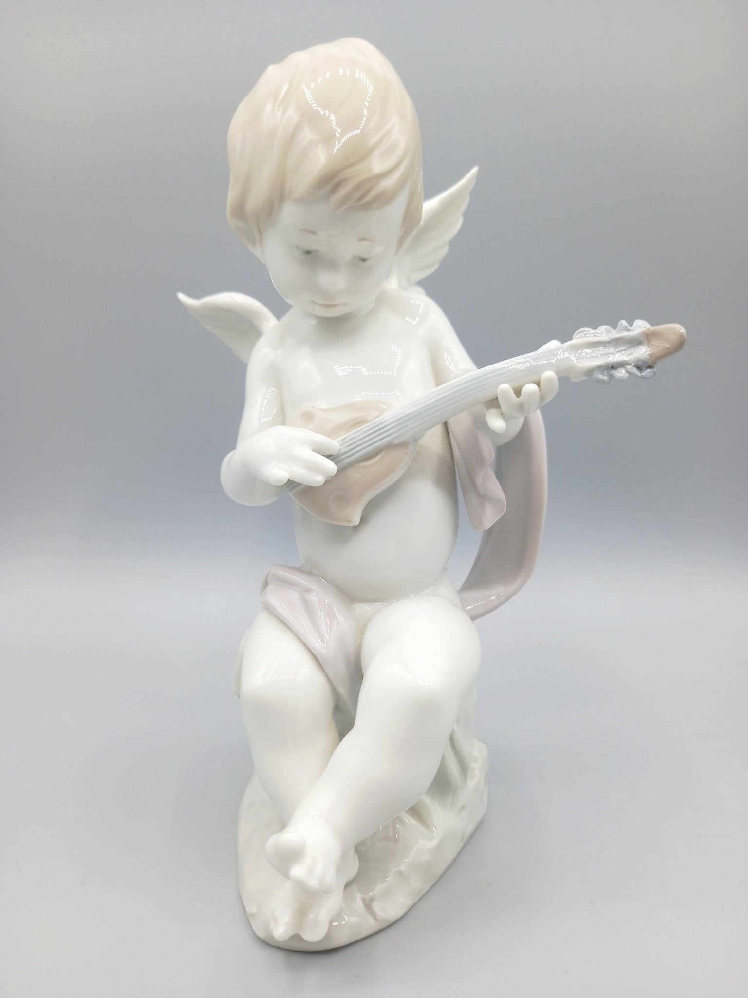 Figura Lladró Ángel con laúd | Fulgencio García 1987 - Cositas Antiguas – La Guadaña, Anticuarios Online en Jerez , vender antigüedades, muebles antiguos