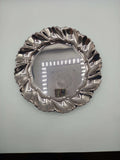 Elegante plato de metal plateado, calidad y estilo refinado - Cositas Antiguas – La Guadaña, Anticuarios Online en Jerez , vender antigüedades, muebles antiguos