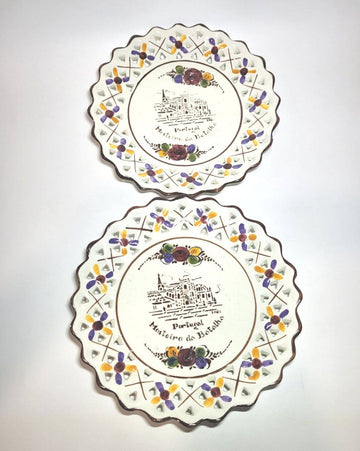 Pareja de platos portugueses Mosteiro de Batalha, calidad - Cositas Antiguas – La Guadaña, Anticuarios Online en Jerez , vender antigüedades, muebles antiguos