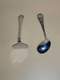 Cucharas para niños en metal plateado | Decoradas - Cositas Antiguas – La Guadaña, Anticuarios Online en Jerez , vender antigüedades, muebles antiguos