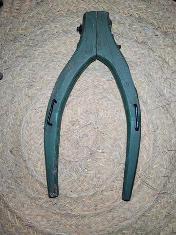 Horcate aéreo de madera de encina para caballerías - Cositas Antiguas – La Guadaña, Anticuarios Online en Jerez , vender antigüedades, muebles antiguos