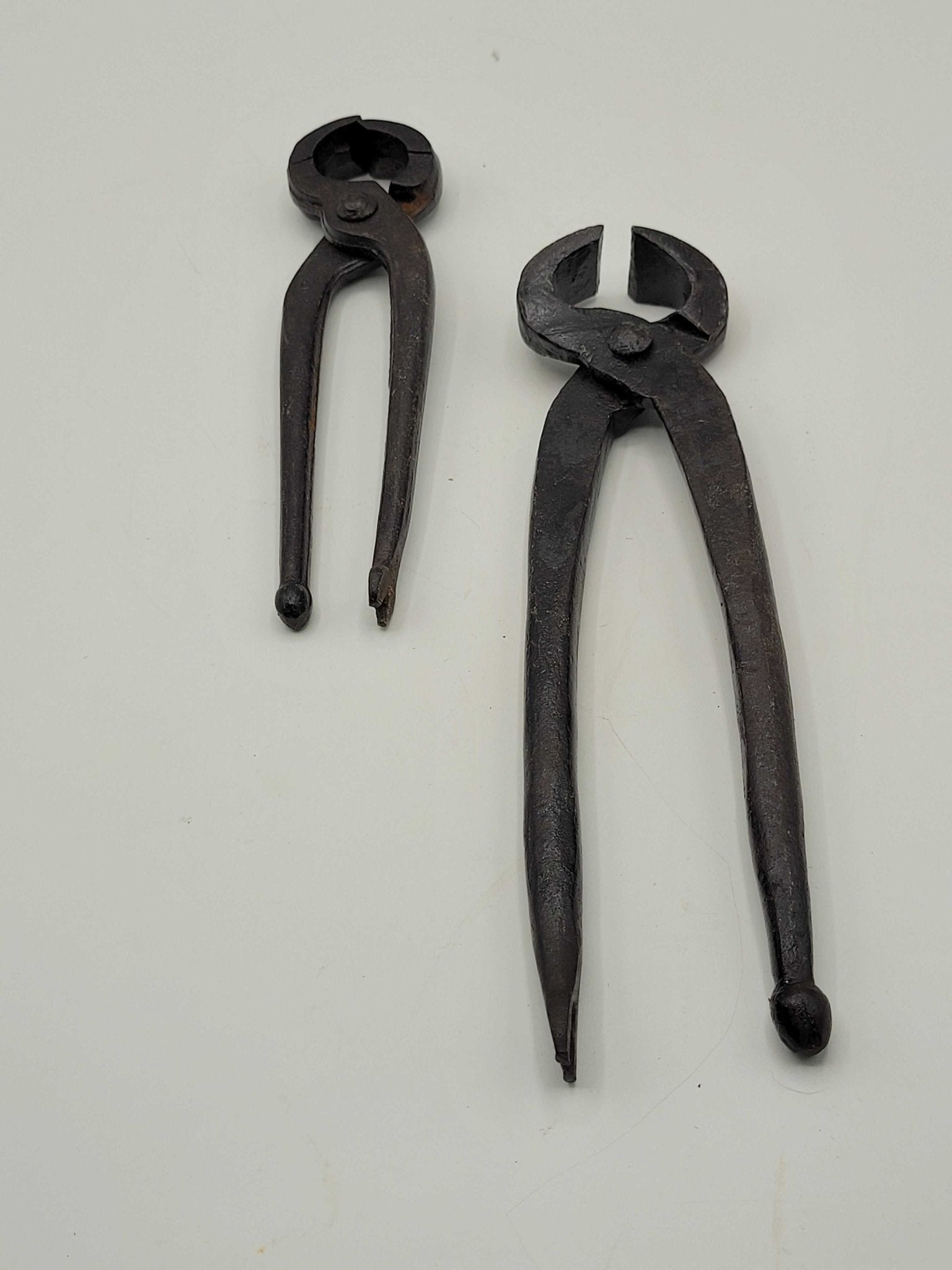 Tenazas de Carpintero para Quitar Clavos – Alta Calidad - Cositas Antiguas – La Guadaña, Anticuarios Online en Jerez , vender antigüedades, muebles antiguos