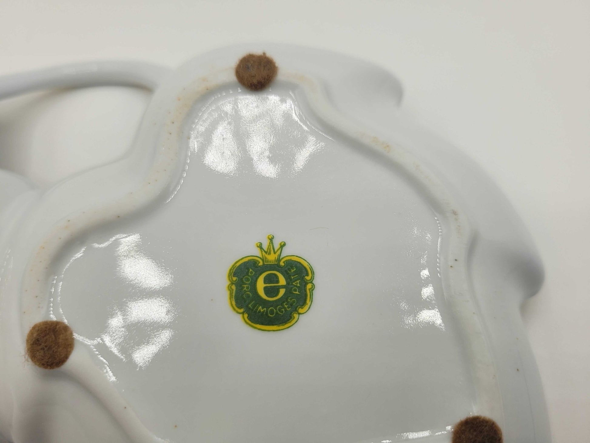 Exquisita Entremesera de Porcelana Limoges Hecha a Mano - Cositas Antiguas – La Guadaña, Anticuarios Online en Jerez , vender antigüedades, muebles antiguos