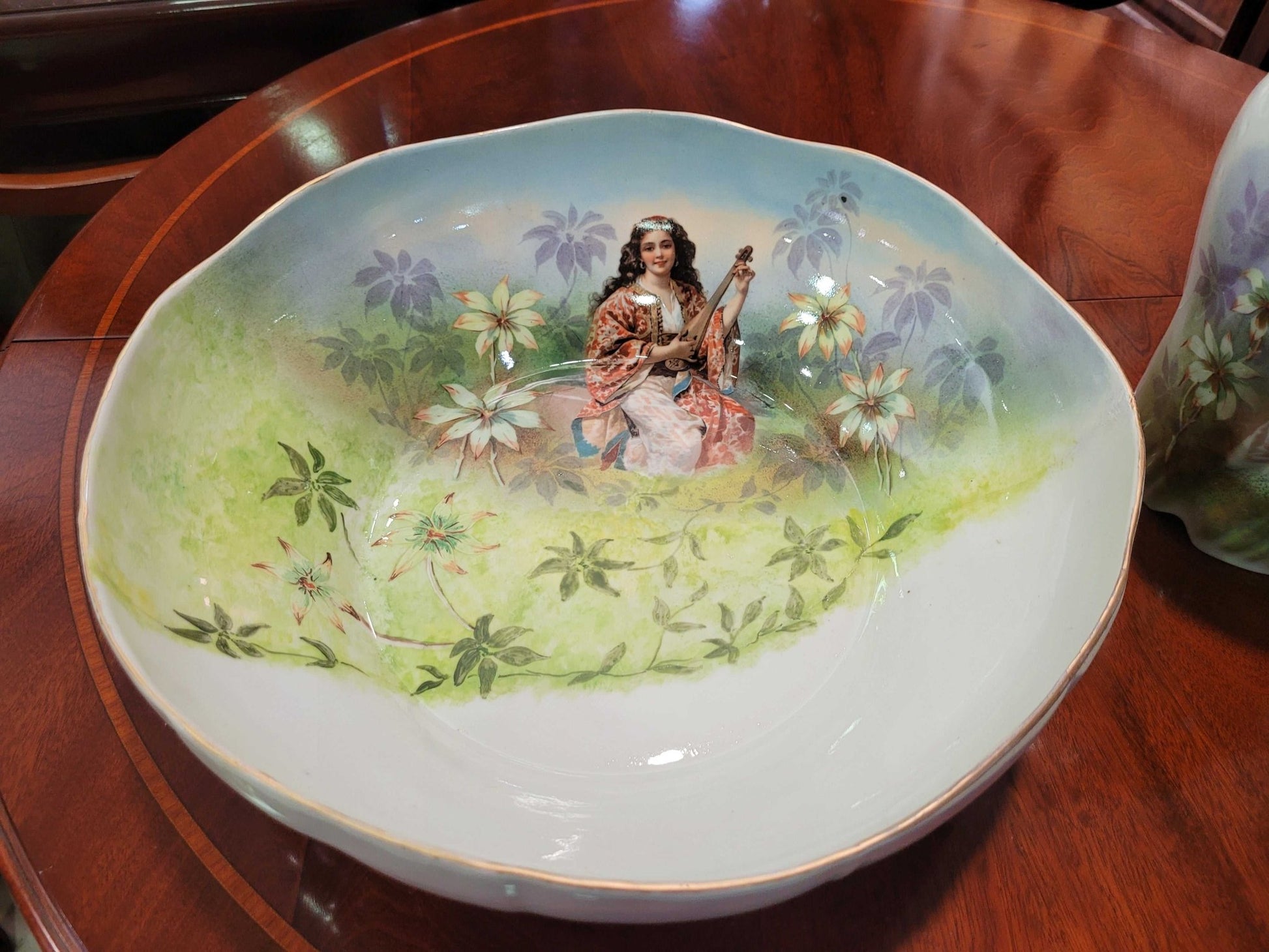 Aguamanil de porcelana Limoges del siglo XIX pintado a mano - Cositas Antiguas – La Guadaña, Anticuarios Online en Jerez , vender antigüedades, muebles antiguos