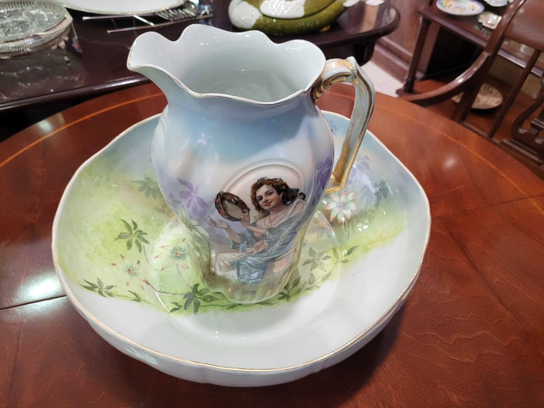Aguamanil de porcelana Limoges del siglo XIX pintado a mano - Cositas Antiguas – La Guadaña, Anticuarios Online en Jerez , vender antigüedades, muebles antiguos