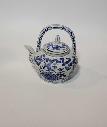 Tetera de Porcelana China Azul y Blanca Clásica" - Cositas Antiguas – La Guadaña, Anticuarios Online en Jerez , vender antigüedades, muebles antiguos