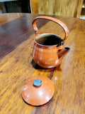 Tetera Esmaltada en Burdeos – Pieza Única Vintage - Cositas Antiguas – La Guadaña, Anticuarios Online en Jerez , vender antigüedades, muebles antiguos