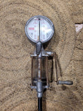 Dispensador de aceite antiguo de ultramarinos años 40-50 - Cositas Antiguas – La Guadaña, Anticuarios Online en Jerez , vender antigüedades, muebles antiguos
