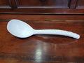 Cucharón de servir porcelana blanca | Calidad garantizada - Cositas Antiguas – La Guadaña, Anticuarios Online en Jerez , vender antigüedades, muebles antiguos
