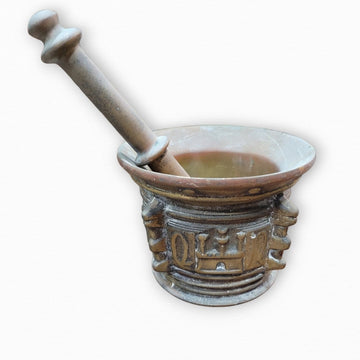 Mortero Costilla Siglo XVII - Cositas Antiguas – La Guadaña, Anticuarios Online en Jerez , vender antigüedades, muebles antiguos