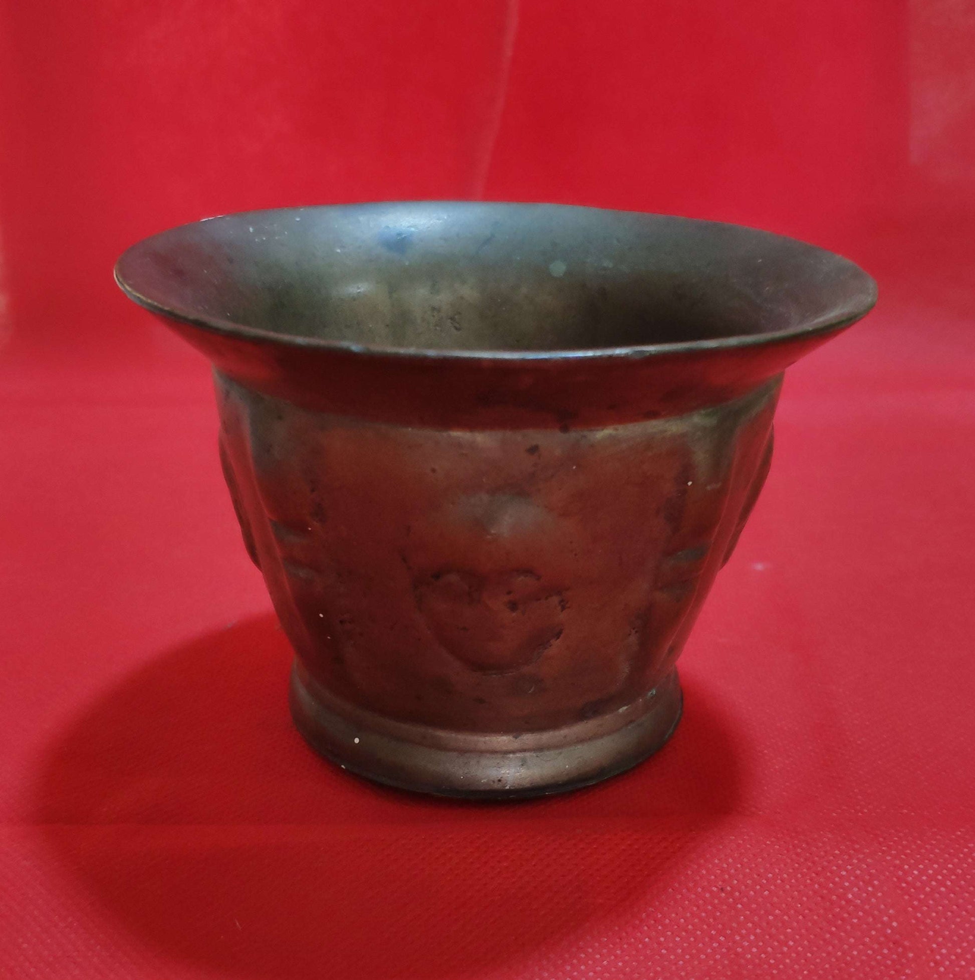 Mortero de bronce antiguo – Calidad garantizada - Cositas Antiguas –