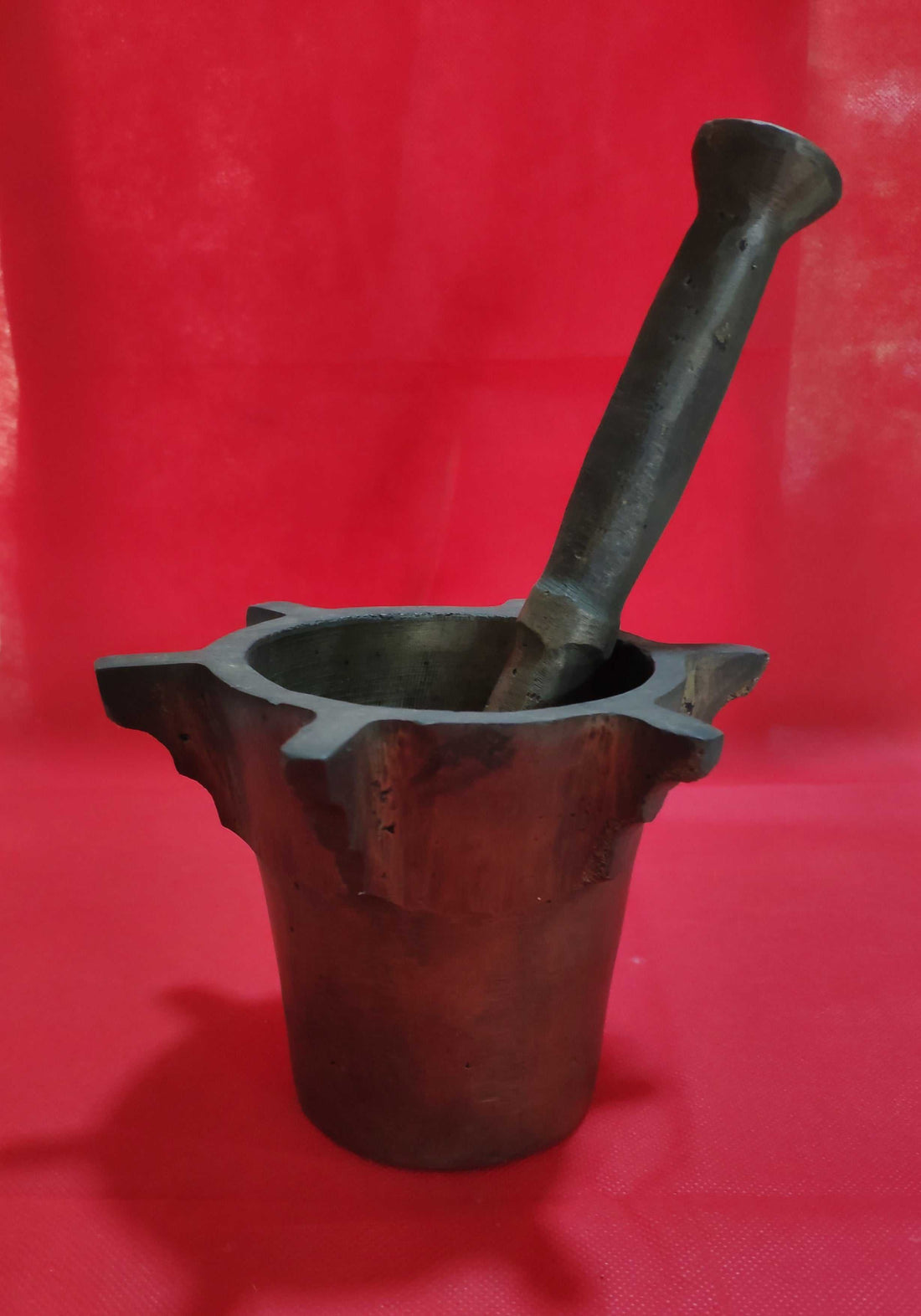 Mortero en bronce – Pieza decorativa y funcional - Cositas Antiguas – La Guadaña, Anticuarios Online en Jerez , vender antigüedades, muebles antiguos