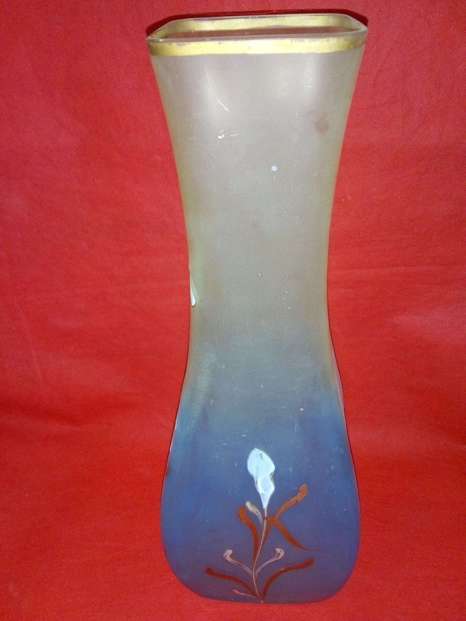 Jarrones cuadrados de cristal en dos colores, pintados a mano - Cositas Antiguas – La Guadaña, Anticuarios Online en Jerez , vender antigüedades, muebles antiguos