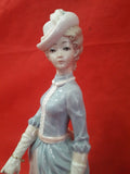 Figura Mujer con perro | Porcelana Española Tengra - Cositas Antiguas – La Guadaña, Anticuarios Online en Jerez , vender antigüedades, muebles antiguos