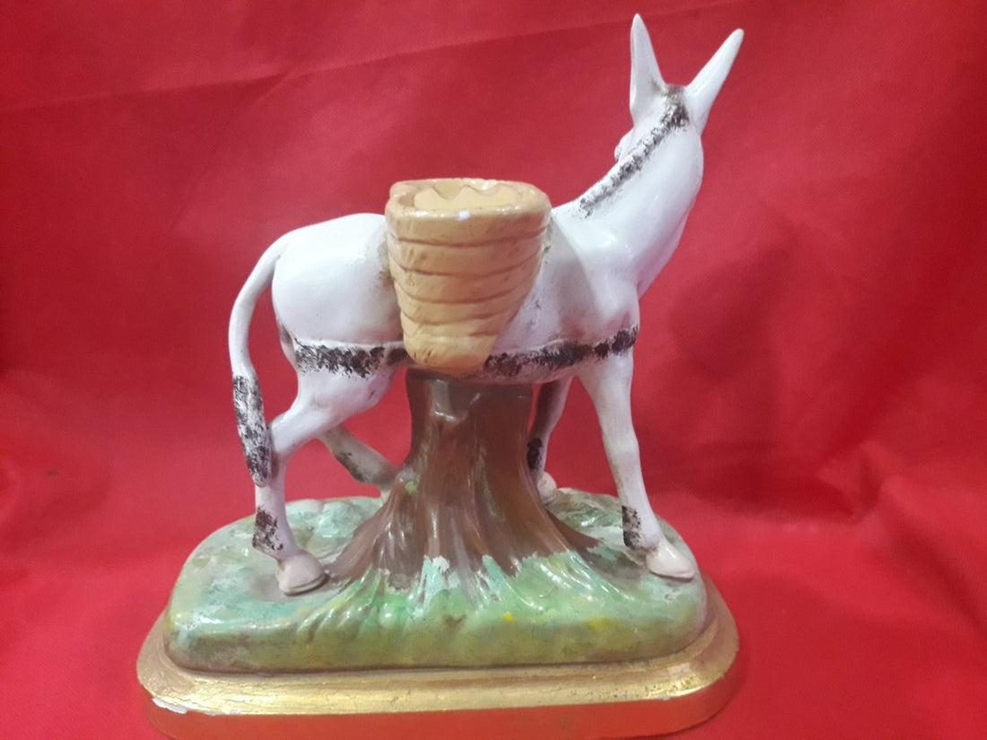Figura de Burro de Porcelana con Alforjas | Cositas Antiguas - Cositas Antiguas – La Guadaña, Anticuarios Online en Jerez , vender antigüedades, muebles antiguos