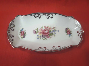 Bandeja de porcelana bohemia decorada con hilo de plata, alta calidad - Cositas Antiguas – La Guadaña, Anticuarios Online en Jerez , vender antigüedades, muebles antiguos