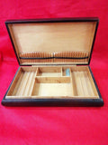 Caja de Cigarros de Cuero con Función de Mesa Central - Cositas Antiguas – La Guadaña, Anticuarios Online en Jerez , vender antigüedades, muebles antiguos