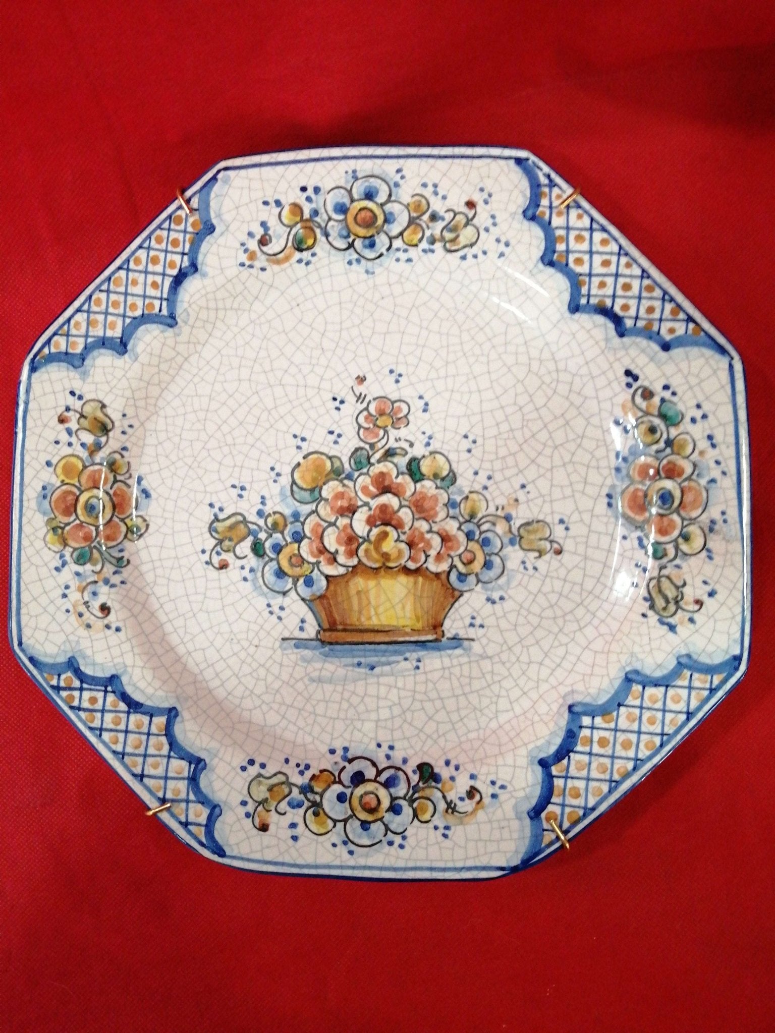 Plato de cerámica Lufeco pintado a mano, excelente calidad - Cositas Antiguas – La Guadaña, Anticuarios Online en Jerez , vender antigüedades, muebles antiguos