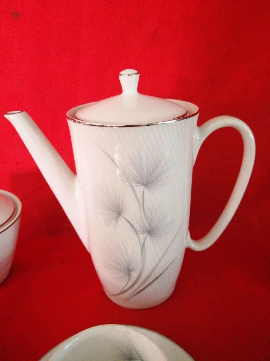 Juego de café porcelana Santa Clara 6 servicios | Elegancia y tradición - Cositas Antiguas – La Guadaña, Anticuarios Online en Jerez , vender antigüedades, muebles antiguos