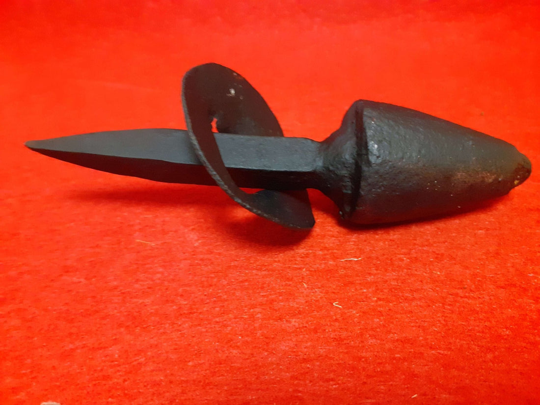 Aldaba-llamador de puerta antigua | Cositas Antiguas - Cositas Antiguas – La Guadaña, Anticuarios Online en Jerez , vender antigüedades, muebles antiguos