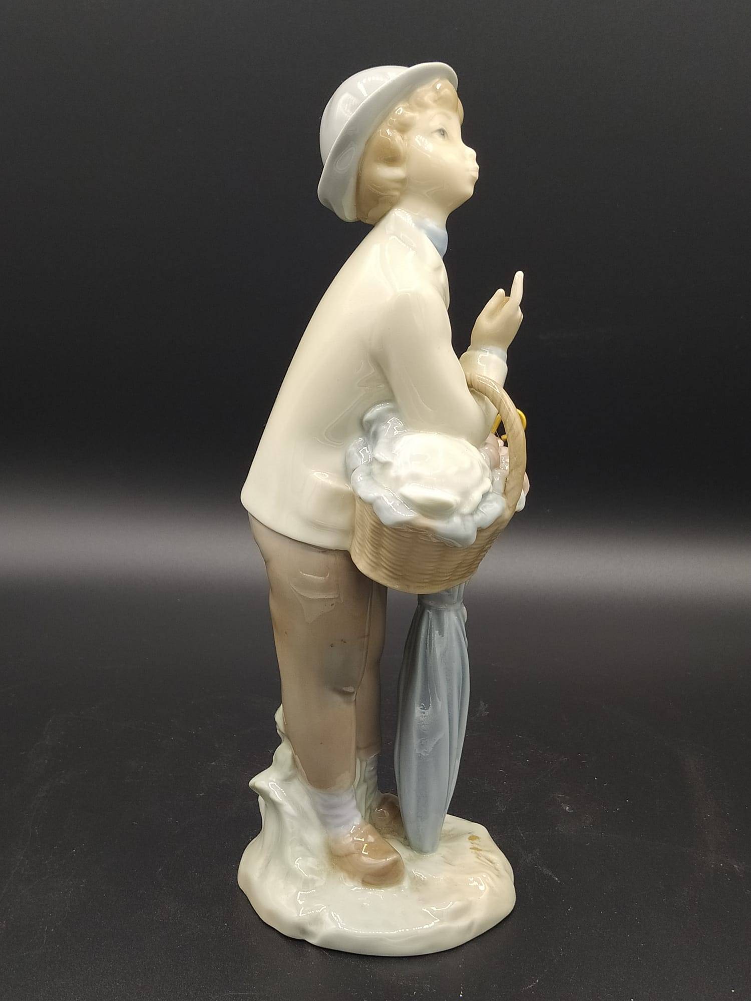 Figura de porcelana Lladro Pequeño Jardinero | Vintage 1970s - Cositas Antiguas – La Guadaña, Anticuarios Online en Jerez , vender antigüedades, muebles antiguos