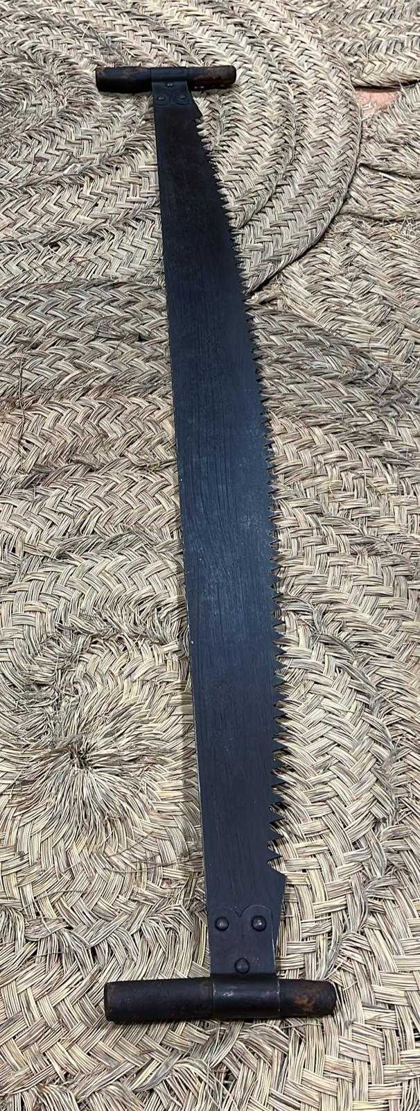 Antigua sierra de corte de árboles y madera, pieza rústica - Cositas Antiguas – La Guadaña, Anticuarios Online en Jerez , vender antigüedades, muebles antiguos