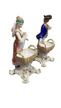 Figuras de porcelana Sèvres hombre y mujer recreación - Cositas Antiguas – La Guadaña, Anticuarios Online en Jerez , vender antigüedades, muebles antiguos