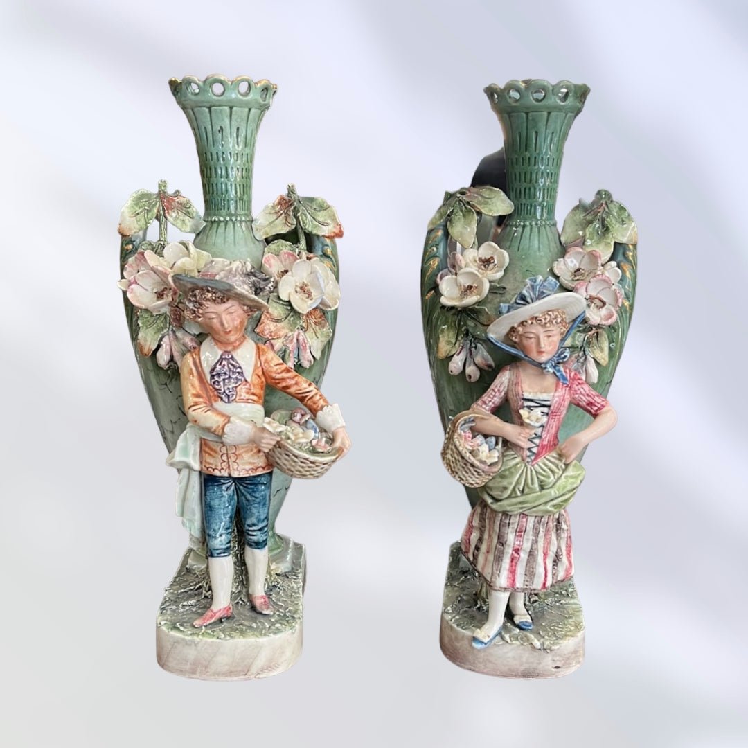 Floreros Artísticos de Porcelana - Cositas Antiguas – La Guadaña, Anticuarios Online en Jerez , vender antigüedades, muebles antiguos
