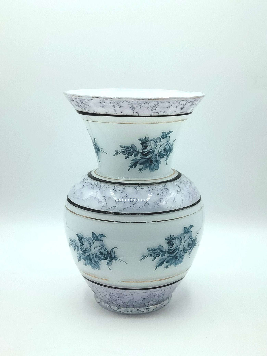 Jarron de opalina antiguo, alta calidad y elegancia - Cositas Antiguas – La Guadaña, Anticuarios Online en Jerez , vender antigüedades, muebles antiguos