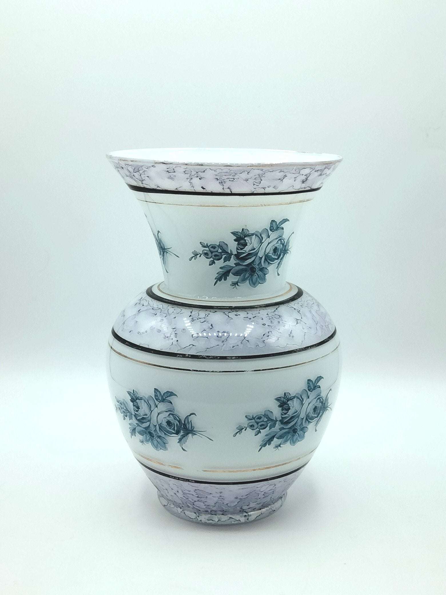 Jarron de opalina antiguo, alta calidad y elegancia - Cositas Antiguas – La Guadaña, Anticuarios Online en Jerez , vender antigüedades, muebles antiguos