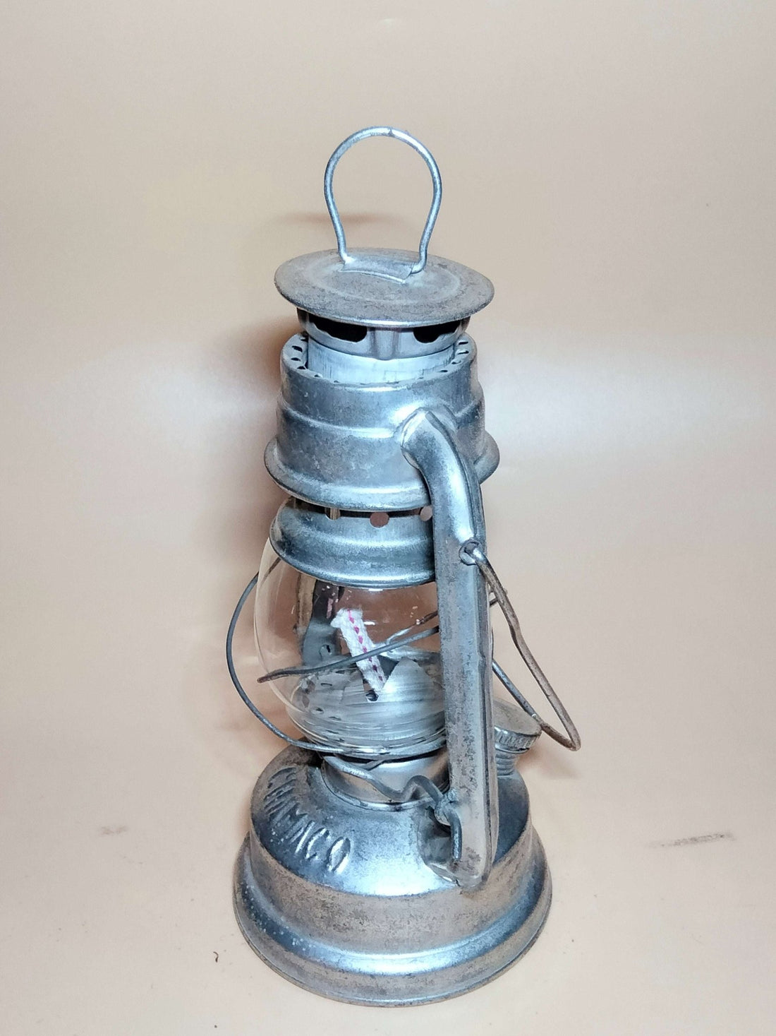 Lampara de petroleo Chamaco: calidad y diseño único - Cositas Antiguas – La Guadaña, Anticuarios Online en Jerez , vender antigüedades, muebles antiguos