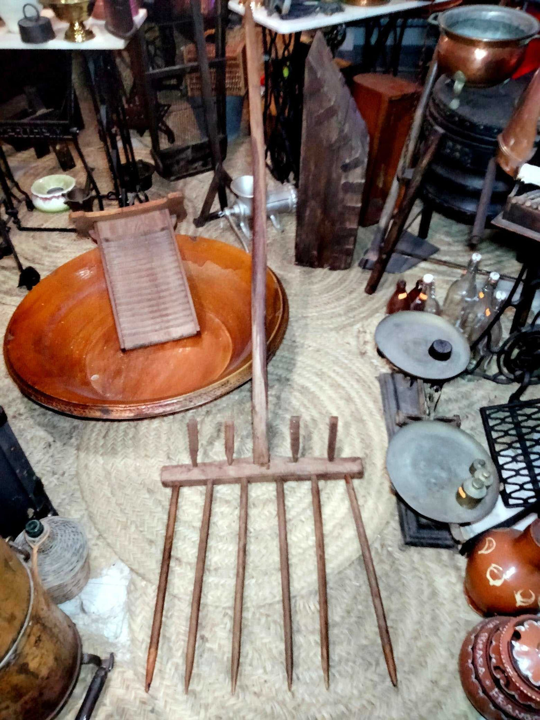 Vierga Antigua para Mover Paja, Excelente Calidad - Cositas Antiguas – La Guadaña, Anticuarios Online en Jerez , vender antigüedades, muebles antiguos