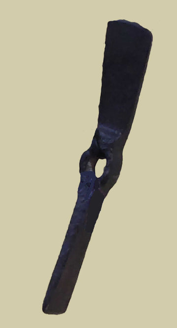Piqueta de fragua antigua | Decoración y colección rústica - Cositas Antiguas – La Guadaña, Anticuarios Online en Jerez , vender antigüedades, muebles antiguos