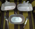 Fiambrera de aluminio antigua militar con cubiertos incluidos - Cositas Antiguas – La Guadaña, Anticuarios Online en Jerez , vender antigüedades, muebles antiguos