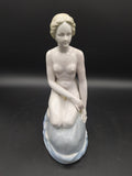 Figura de La Sirenita de porcelana| Elegancia Clásica - Cositas Antiguas – La Guadaña, Anticuarios Online en Jerez , vender antigüedades, muebles antiguos