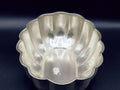 Centro floral de Metal plateado mate - Cositas Antiguas – La Guadaña, Anticuarios Online en Jerez , vender antigüedades, muebles antiguos