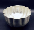 Centro floral de Metal plateado mate - Cositas Antiguas – La Guadaña, Anticuarios Online en Jerez , vender antigüedades, muebles antiguos