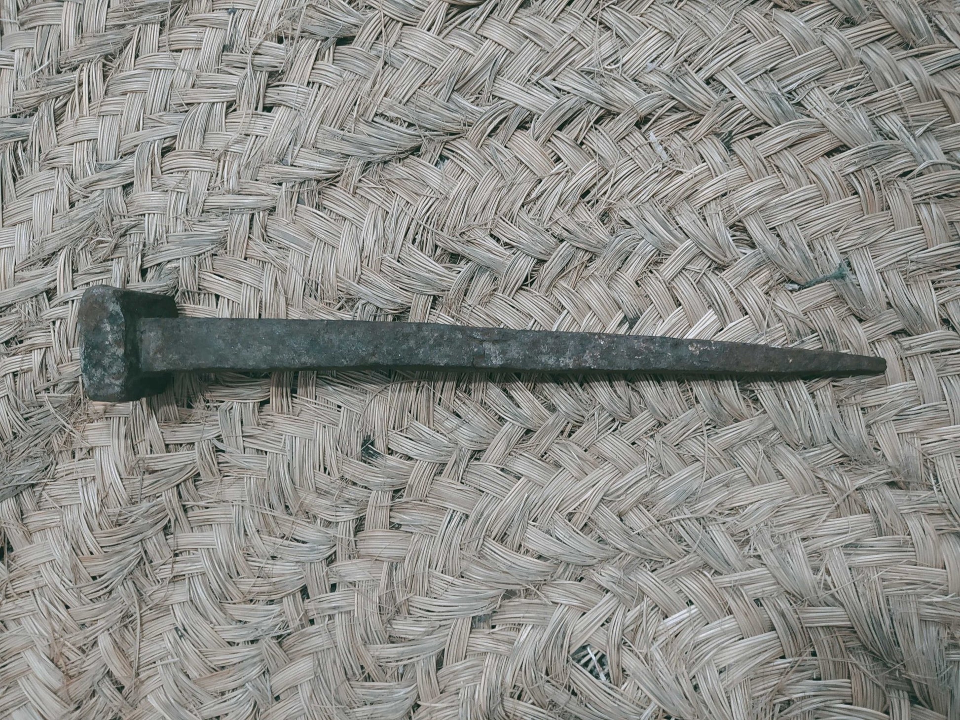 Clavo antiguo de Fragua del Siglo XIX - Autenticidad - Cositas Antiguas – La Guadaña, Anticuarios Online en Jerez , vender antigüedades, muebles antiguos