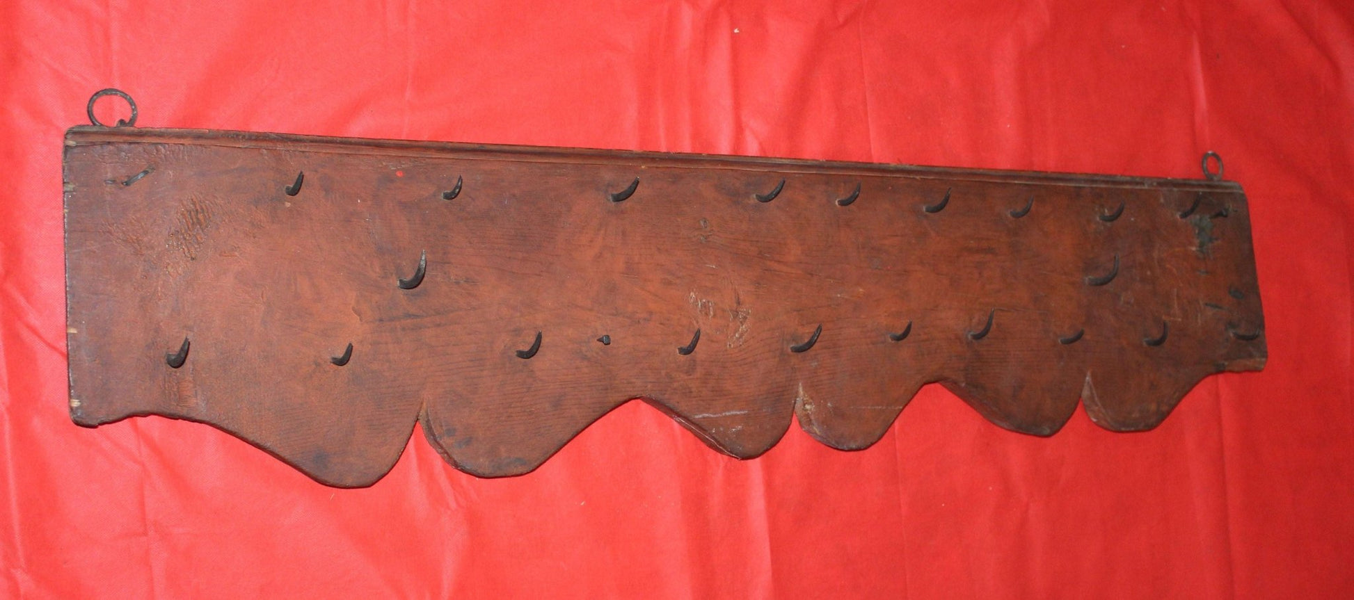 Percha antigua de matanzas con clavos de fragua - Cositas Antiguas – La Guadaña, Anticuarios Online en Jerez , vender antigüedades, muebles antiguos
