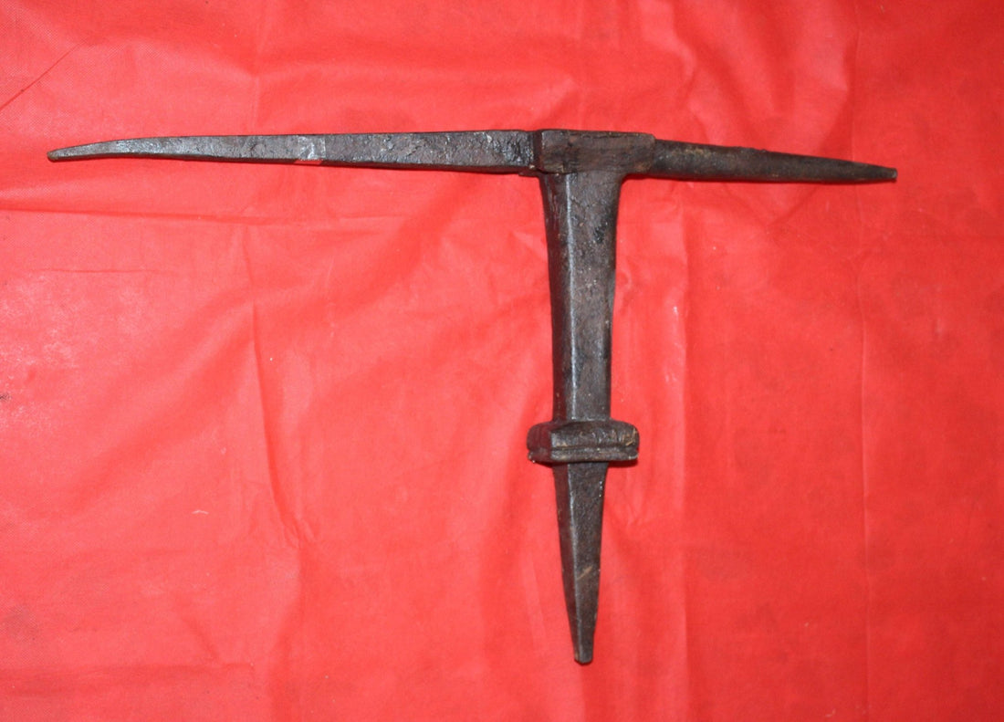 Yunque de Latero para Reparación de Piezas de Hojalata - Cositas Antiguas – La Guadaña, Anticuarios Online en Jerez , vender antigüedades, muebles antiguos