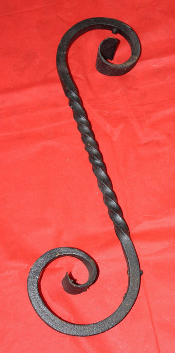 Hierros de Soporte en Forma de Escuadra, Excelente Calidad - Cositas Antiguas – La Guadaña, Anticuarios Online en Jerez , vender antigüedades, muebles antiguos