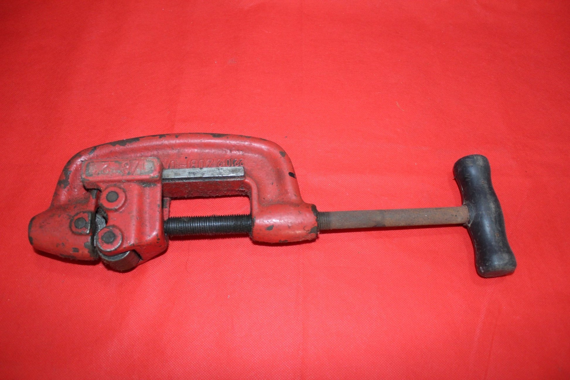 Cortatubo profesional, precisión y resistencia garantizada - Cositas Antiguas – La Guadaña, Anticuarios Online en Jerez , vender antigüedades, muebles antiguos