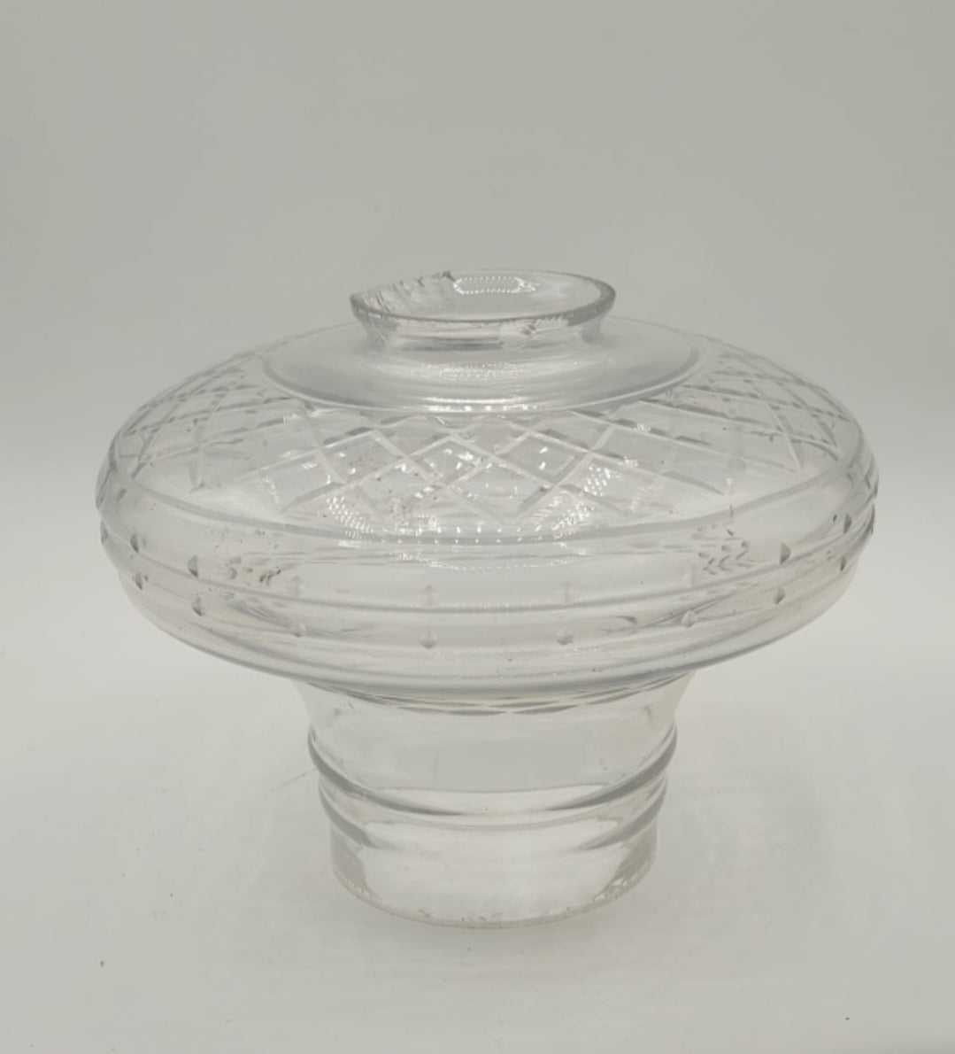 Tulipa de cristal antigua elegante y decorativa - Cositas Antiguas – La Guadaña, Anticuarios Online en Jerez , vender antigüedades, muebles antiguos